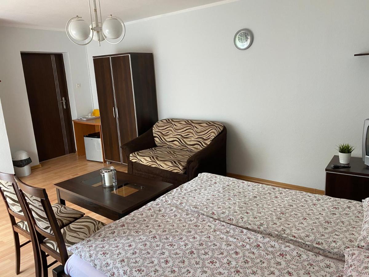 Pod Borowikiem Hotel Grzybowo  Bagian luar foto
